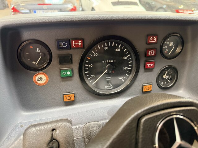 MERCEDES-BENZ T1 310 Bremer Doka perfekt!... - الشاحنات الصغيرة صندوق مغلق, سيارة بلدية: صور 4 MERCEDES-BENZ T1 310 Bremer Doka perfekt!... - الشاحنات الصغيرة صندوق مغلق, سيارة بلدية: صور 4