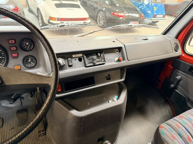 MERCEDES-BENZ T1 310 Bremer Doka perfekt!... - الشاحنات الصغيرة صندوق مغلق, الشاحنات الصغيرة كابينة مزدوجة: صور 5 MERCEDES-BENZ T1 310 Bremer Doka perfekt!... - الشاحنات الصغيرة صندوق مغلق, الشاحنات الصغيرة كابينة مزدوجة: صور 5