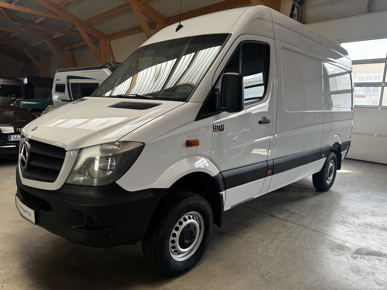 Mercedes-Benz Sprinter 319 CDI 4x4 3.0 V6 Untersetzung 1a! - كرفان فان: صور 1 Mercedes-Benz Sprinter 319 CDI 4x4 3.0 V6 Untersetzung 1a! - كرفان فان: صور 1