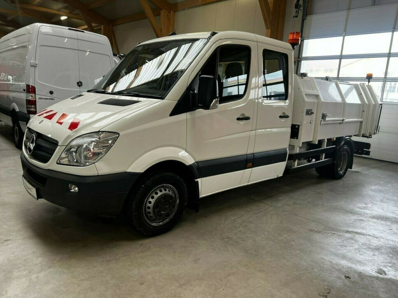 Mercedes-Benz Sprinter 516 CDI Doka LR ZÖLLER Müllpresse Mercedes-Benz Sprinter 516 CDI ZÖLLER-HAGEMANN Müllwagen - شاحنة القمامة: صور 5 Mercedes-Benz Sprinter 516 CDI Doka LR ZÖLLER Müllpresse Mercedes-Benz Sprinter 516 CDI ZÖLLER-HAGEMANN Müllwagen - شاحنة القمامة: صور 5