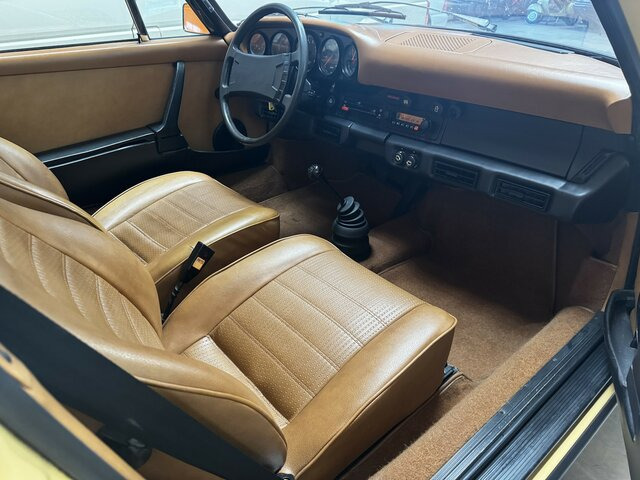 PORSCHE 911 S 2.7 - سيارة: صور 3 PORSCHE 911 S 2.7 - سيارة: صور 3