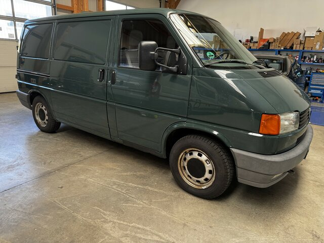 VW T4 2.5 Syncro 1. Hand H-Kennzeichen - فان المدمجة: صور 1 VW T4 2.5 Syncro 1. Hand H-Kennzeichen - فان المدمجة: صور 1