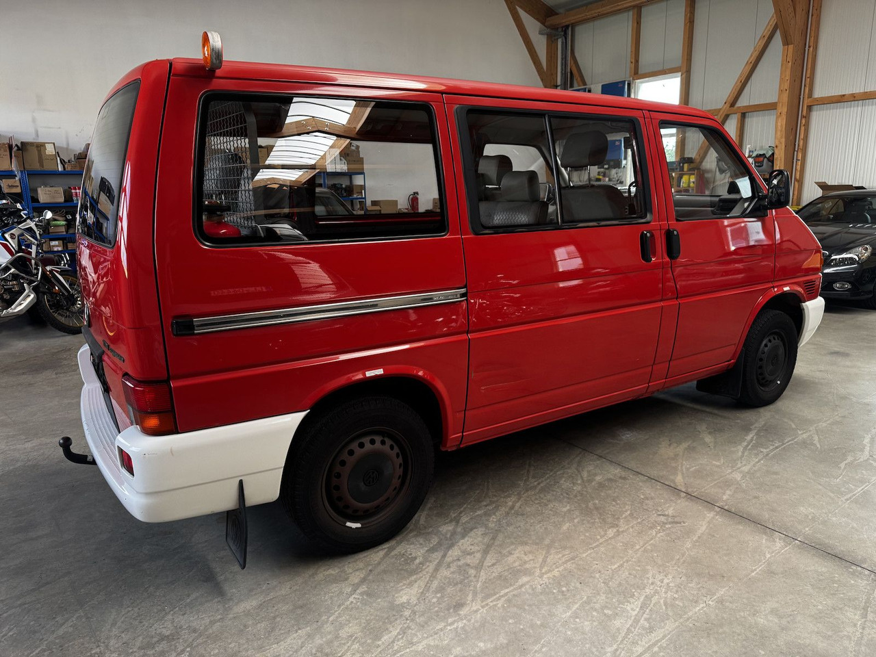 Volkswagen T4 2.5 TDI Syncro 4x4 7-Sitzer 1. Hand! - ميكروباص: صور 5 Volkswagen T4 2.5 TDI Syncro 4x4 7-Sitzer 1. Hand! - ميكروباص: صور 5