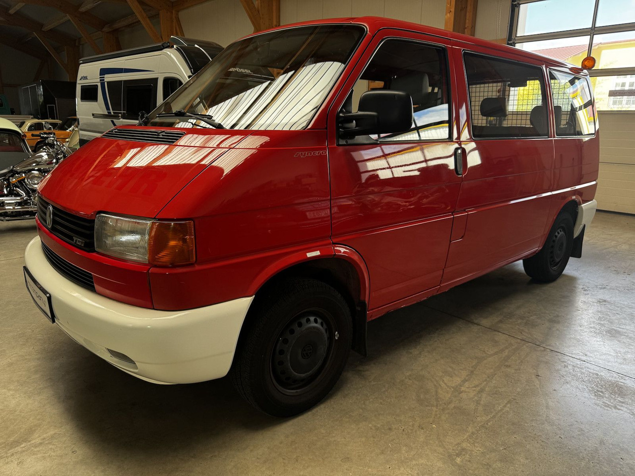 Volkswagen T4 2.5 TDI Syncro 4x4 7-Sitzer 1. Hand! - ميكروباص: صور 1 Volkswagen T4 2.5 TDI Syncro 4x4 7-Sitzer 1. Hand! - ميكروباص: صور 1