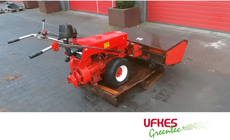 GRAVELY Commercial - جرار بعجلتين: صور 2 GRAVELY Commercial - جرار بعجلتين: صور 2