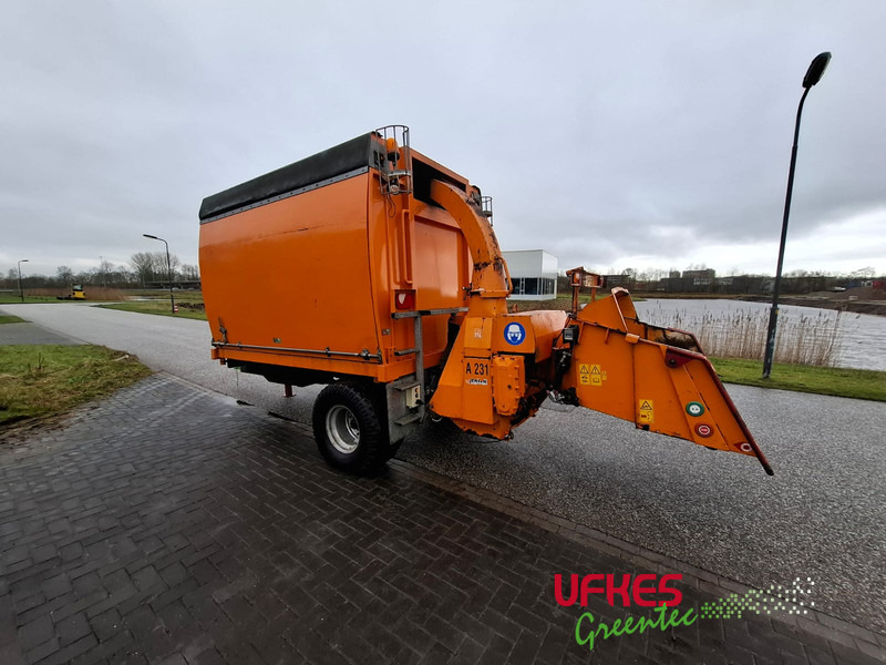 Jensen A231 met kipper - ماكينة تقطيع الأغصان: صور 1 Jensen A231 met kipper - ماكينة تقطيع الأغصان: صور 1