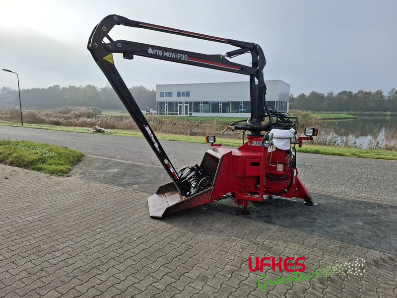 TP 270 PTO K front - ماكينة تقطيع الأغصان: صور 1 TP 270 PTO K front - ماكينة تقطيع الأغصان: صور 1