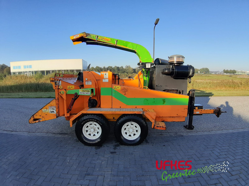 Woodsman 18 XX - ماكينة تقطيع الأغصان: صور 4 Woodsman 18 XX - ماكينة تقطيع الأغصان: صور 4