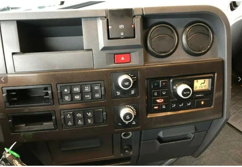 شاحنة جرار Renault T520 Sleep cab | Leasing: صور 9