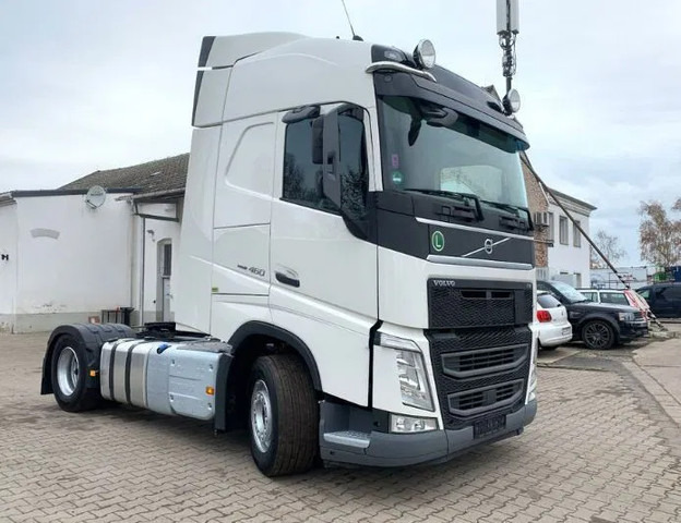 Volvo FH 460 Globetrotter 4x2 | Leasing - شاحنة جرار: صور 3 Volvo FH 460 Globetrotter 4x2 | Leasing - شاحنة جرار: صور 3