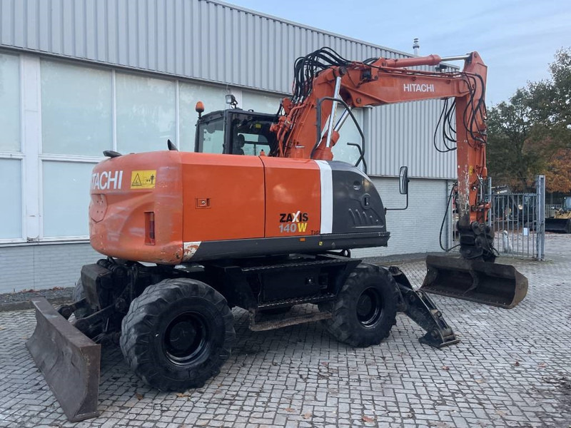 Hitachi ZX 140 W-3 - حفارة على عجلات: صور 5 Hitachi ZX 140 W-3 - حفارة على عجلات: صور 5