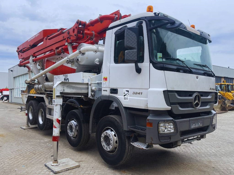 Mercedes-Benz Actros 3241 Putzmeister M24/3 2013 8X4 - شاحنة خلاطة خرسانة: صور 2 Mercedes-Benz Actros 3241 Putzmeister M24/3 2013 8X4 - شاحنة خلاطة خرسانة: صور 2