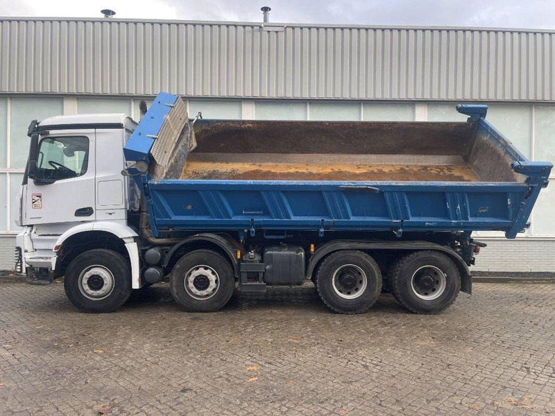 Mercedes-Benz Arocs 4145 8x4 2016 Euro 6 - قلابات: صور 3 Mercedes-Benz Arocs 4145 8x4 2016 Euro 6 - قلابات: صور 3