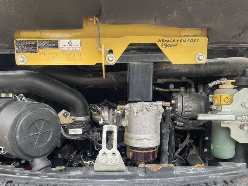 حفارة مصغرة Yanmar Vio 80-1A 2017 CE: صور 16