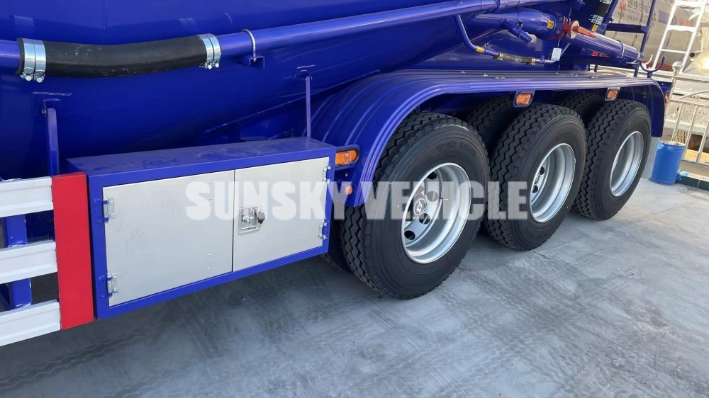 SUNSKY bulk cement trailer - نصف مقطورة صهريج: صور 3 SUNSKY bulk cement trailer - نصف مقطورة صهريج: صور 3