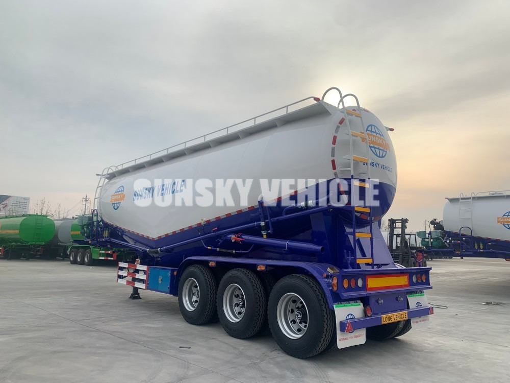 SUNSKY bulk cement trailer - نصف مقطورة صهريج: صور 4 SUNSKY bulk cement trailer - نصف مقطورة صهريج: صور 4