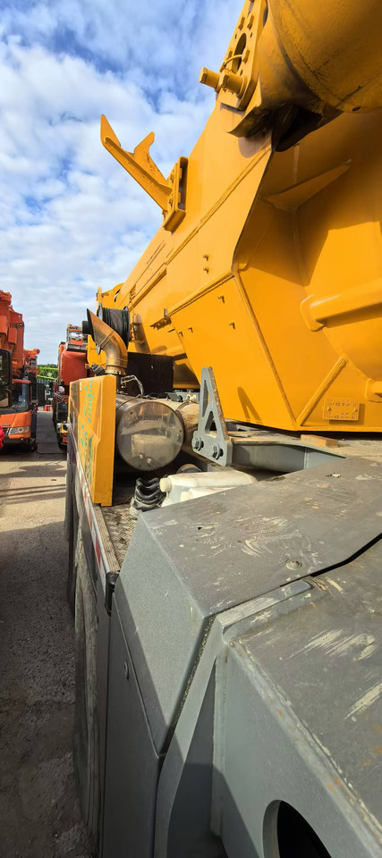 LIEBHERR Second Hand Truck Mounted Crane LTM1500-8.1 Heavy Duty Mobile Crane With High Quality - موبايل كرين: صور 4 LIEBHERR Second Hand Truck Mounted Crane LTM1500-8.1 Heavy Duty Mobile Crane With High Quality - موبايل كرين: صور 4