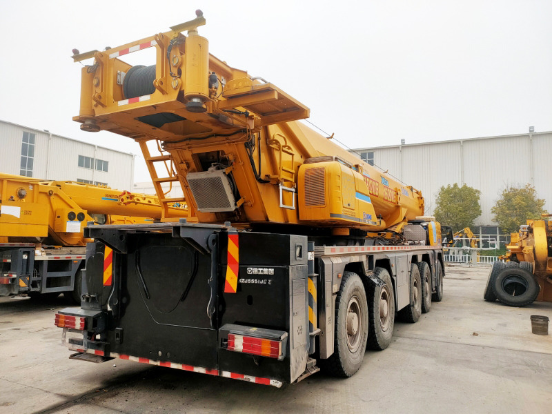 XCMG Official 130t Second Hand All Terrain Mobile Crane XCA130L8C Hydraulic Arm Crane Price List - رافعة لجميع التضاريس: صور 3 XCMG Official 130t Second Hand All Terrain Mobile Crane XCA130L8C Hydraulic Arm Crane Price List - رافعة لجميع التضاريس: صور 3