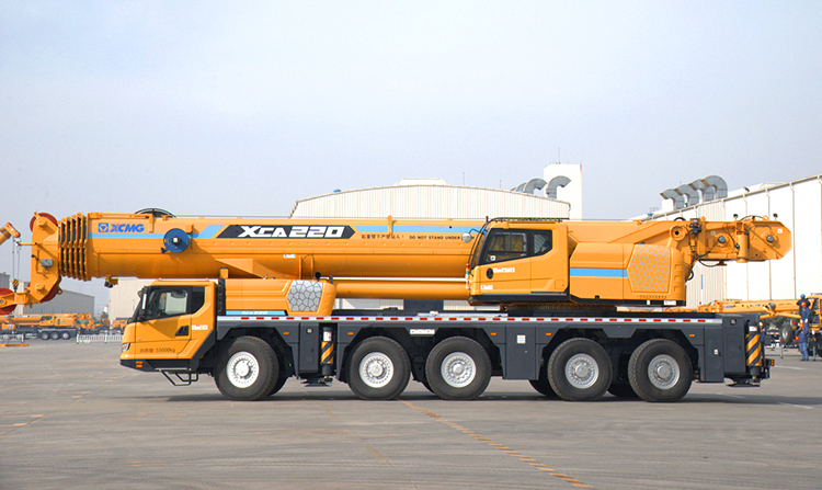 XCMG Official Crane Lifting XCA260 260 Ton All Terrain Crane With 92.6m Lifting Height - رافعة لجميع التضاريس: صور 2 XCMG Official Crane Lifting XCA260 260 Ton All Terrain Crane With 92.6m Lifting Height - رافعة لجميع التضاريس: صور 2