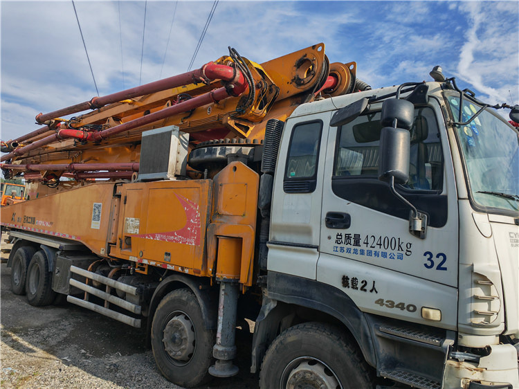 XCMG Official Hb60K 2016 Year Used 56m Truck-Mounted Concrete Pump Truck for Sale - مضخة خرسانة: صور 2 XCMG Official Hb60K 2016 Year Used 56m Truck-Mounted Concrete Pump Truck for Sale - مضخة خرسانة: صور 2
