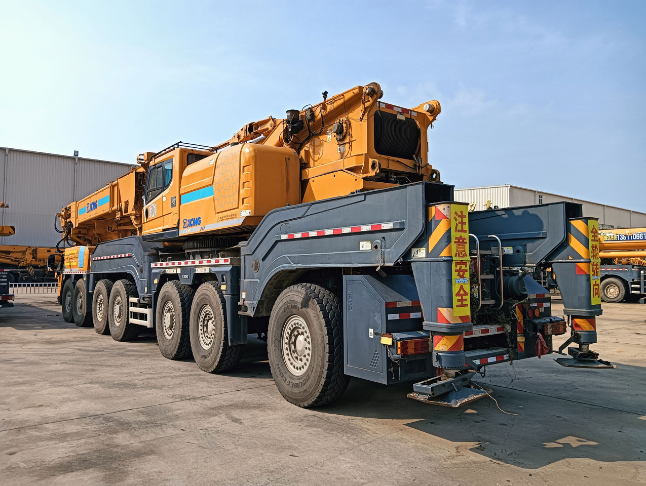XCMG Official Second Hand 500 Ton Truck Crane XCA500 All Terrain Crane - رافعة لجميع التضاريس: صور 3 XCMG Official Second Hand 500 Ton Truck Crane XCA500 All Terrain Crane - رافعة لجميع التضاريس: صور 3