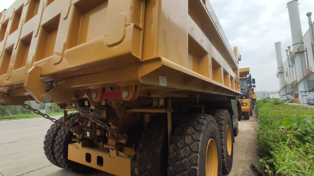 XCMG Official Second Hand Chinese Tipper Truck 72 Ton XDR80TE Mining Dump Truck Price - قلابة شاحنة: صور 4 XCMG Official Second Hand Chinese Tipper Truck 72 Ton XDR80TE Mining Dump Truck Price - قلابة شاحنة: صور 4