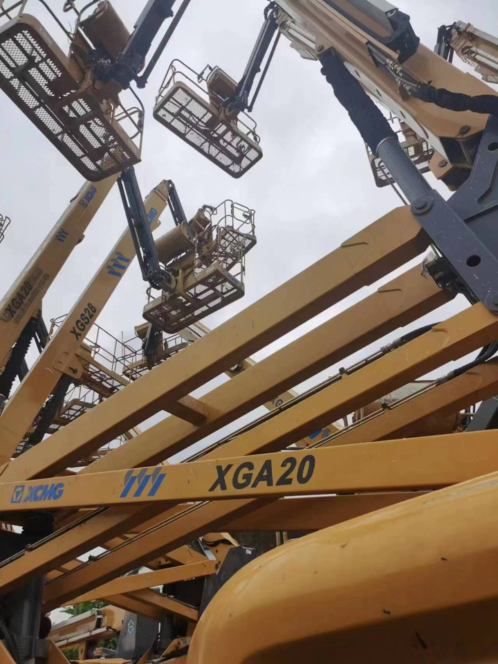 XCMG Official Second Hand Hydraulic Boom Lift XGA20 20m Aerial Work Platform Price List - رافعات سلة مفصلية: صور 3 XCMG Official Second Hand Hydraulic Boom Lift XGA20 20m Aerial Work Platform Price List - رافعات سلة مفصلية: صور 3
