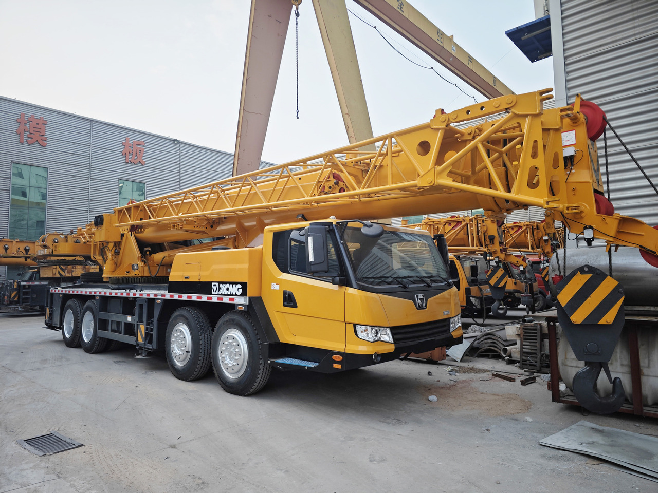 XCMG Official Second Hand Mobile Crane 50 Ton Hydraulic Truck Crane Price - موبايل كرين: صور 4 XCMG Official Second Hand Mobile Crane 50 Ton Hydraulic Truck Crane Price - موبايل كرين: صور 4