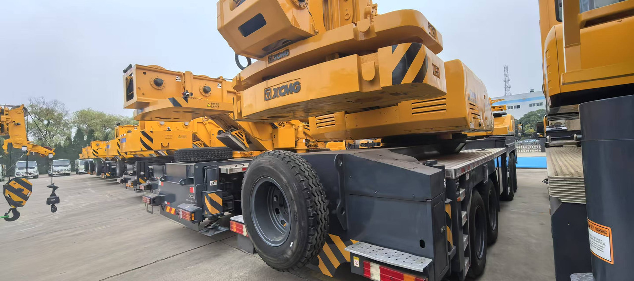 XCMG Official Second Hand QY50KA 50 Ton Hydraulic Truck Crane Price For Sale - موبايل كرين: صور 3 XCMG Official Second Hand QY50KA 50 Ton Hydraulic Truck Crane Price For Sale - موبايل كرين: صور 3