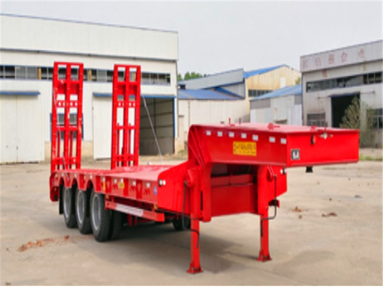 XCMG Official Semi Trailer XLXZ9400TDP 3 Axles Lowbed Trailer for Sale - عربة مسطحة منخفضة نصف مقطورة: صور 2 XCMG Official Semi Trailer XLXZ9400TDP 3 Axles Lowbed Trailer for Sale - عربة مسطحة منخفضة نصف مقطورة: صور 2