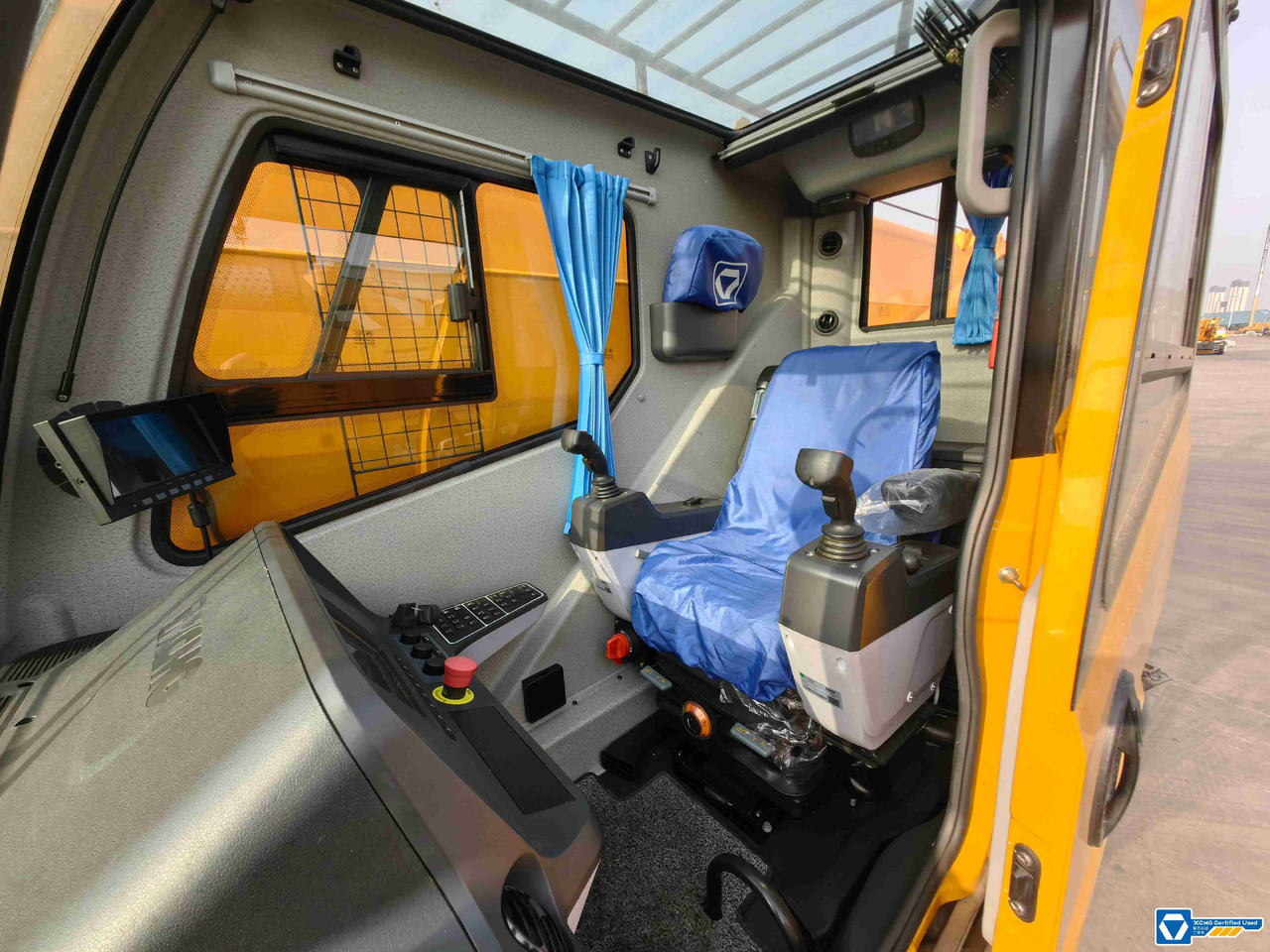 XCMG Official Used 130 Ton Mobile Crane QY130K8C Hydraulic Truck Crane Price - موبايل كرين: صور 4 XCMG Official Used 130 Ton Mobile Crane QY130K8C Hydraulic Truck Crane Price - موبايل كرين: صور 4