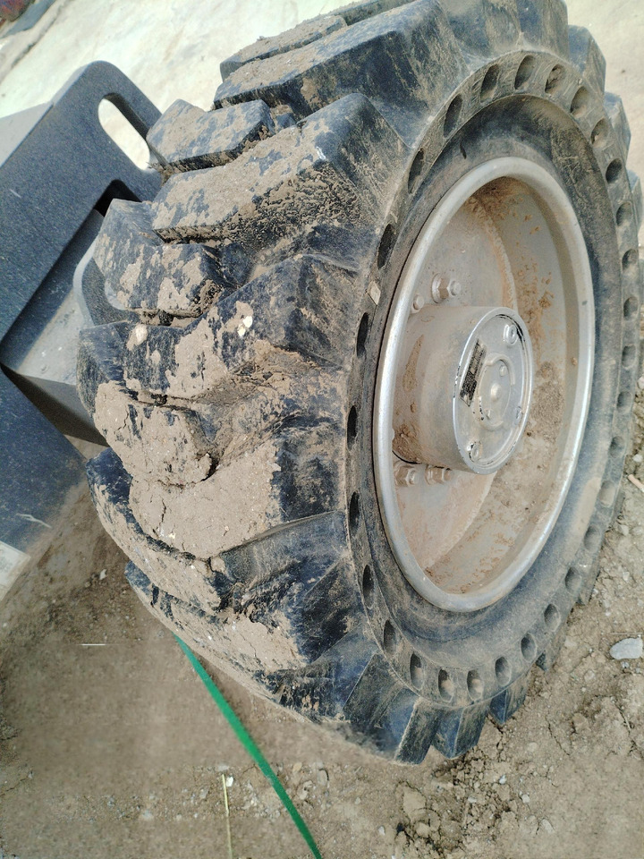 XCMG Official Used Aerial Work Platform XGA16 16m Towable Boom Lift For Sale - رافعات سلة مفصلية: صور 5 XCMG Official Used Aerial Work Platform XGA16 16m Towable Boom Lift For Sale - رافعات سلة مفصلية: صور 5