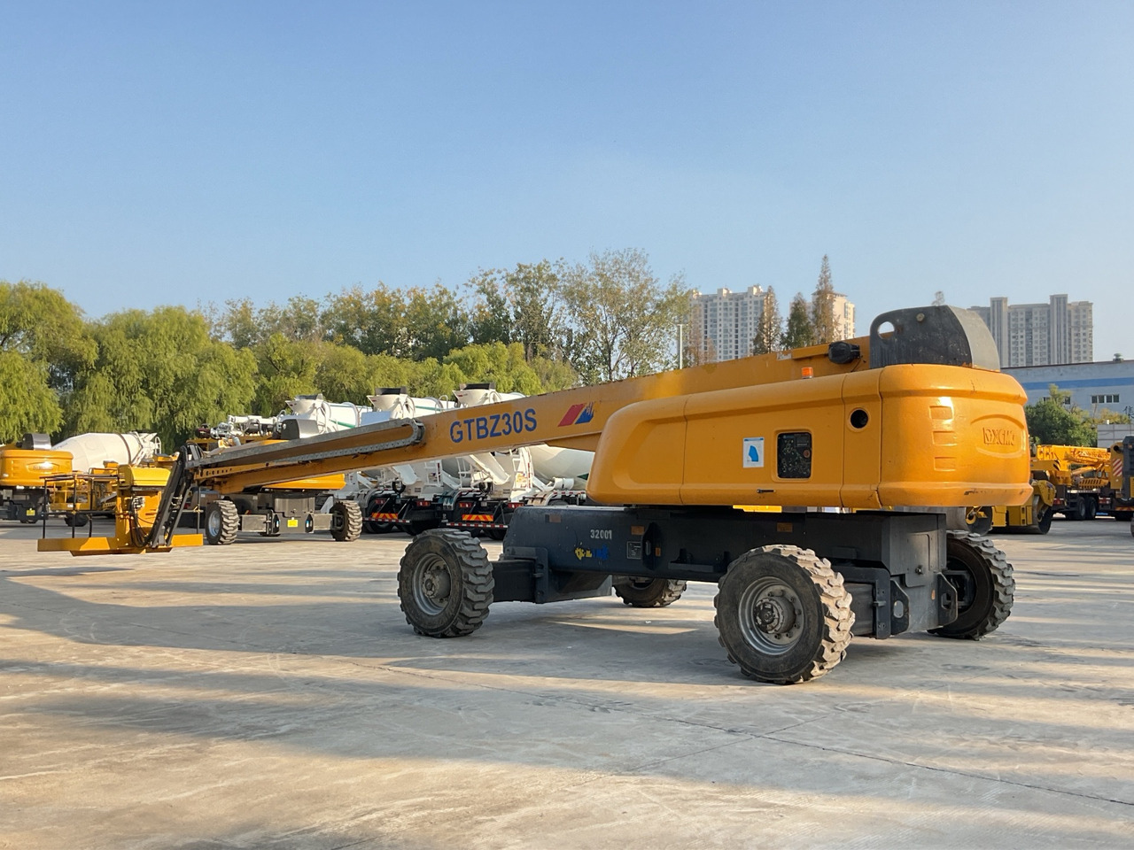 XCMG Official Used Boom Lift Telescoping Lift GTBZ32S 32m Aerial Work Platform For Sale - رافعات سلة تلسكوبية: صور 4 XCMG Official Used Boom Lift Telescoping Lift GTBZ32S 32m Aerial Work Platform For Sale - رافعات سلة تلسكوبية: صور 4