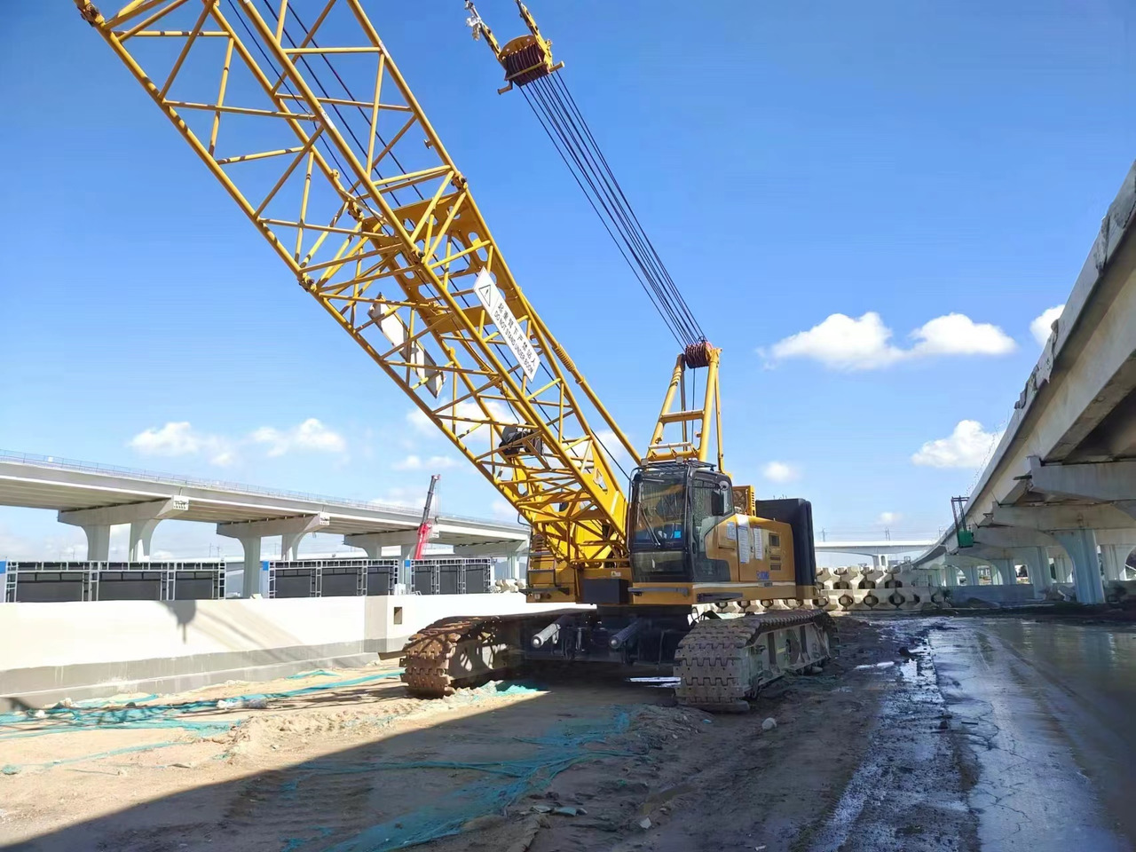 XCMG Official Used Crawler Crane 85 Ton XGC85 Used Mobile Crane With High Quality - رافعة مجنزرة: صور 3 XCMG Official Used Crawler Crane 85 Ton XGC85 Used Mobile Crane With High Quality - رافعة مجنزرة: صور 3