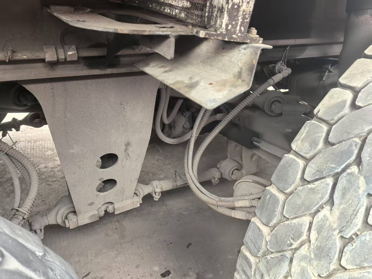 رافعة لجميع التضاريس XCMG Official Used Hydraulic Pickup Truck Crane QAY400 All Terrain Cranes Price List: صور 7 رافعة لجميع التضاريس XCMG Official Used Hydraulic Pickup Truck Crane QAY400 All Terrain Cranes Price List: صور 7