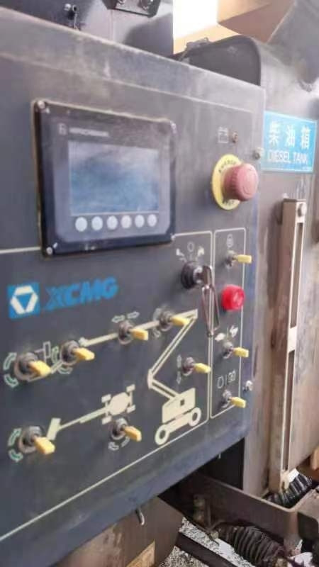 XCMG Official Used Manlift Boom Lift XGA16 16m Aerial Work Platform Price - رافعات سلة مفصلية: صور 4 XCMG Official Used Manlift Boom Lift XGA16 16m Aerial Work Platform Price - رافعات سلة مفصلية: صور 4