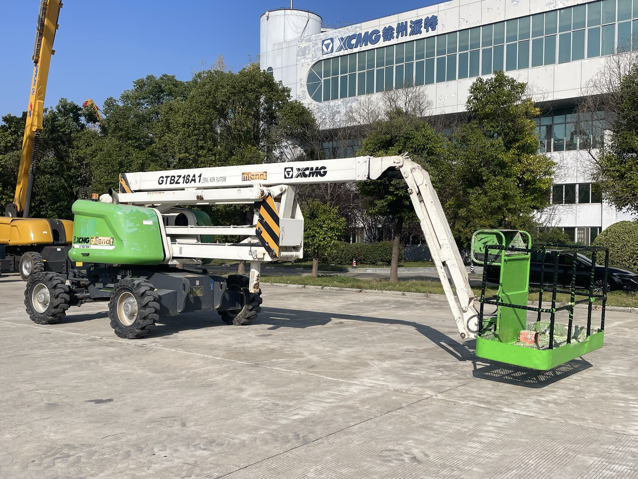 XCMG Official Used Towable Cherry Picker GTBZ18A1 18 Meters Aerial Work Platforms Best Sale - رافعات سلة مفصلية: صور 5 XCMG Official Used Towable Cherry Picker GTBZ18A1 18 Meters Aerial Work Platforms Best Sale - رافعات سلة مفصلية: صور 5