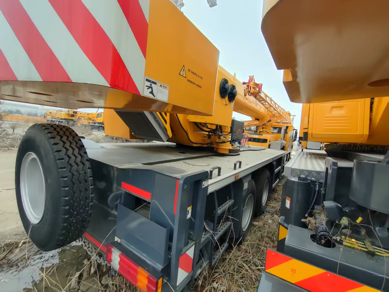 XCMG Official Used Truck Crane 25 ton XCT25L4-Y Hydraulic Arm Mobile Crane Price - موبايل كرين: صور 4 XCMG Official Used Truck Crane 25 ton XCT25L4-Y Hydraulic Arm Mobile Crane Price - موبايل كرين: صور 4