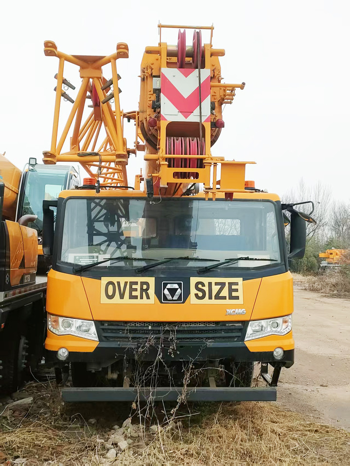 XCMG Official Used Truck Crane 25 ton XCT25L4-Y Hydraulic Arm Mobile Crane Price - موبايل كرين: صور 2 XCMG Official Used Truck Crane 25 ton XCT25L4-Y Hydraulic Arm Mobile Crane Price - موبايل كرين: صور 2
