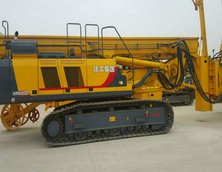 XCMG Retread Machine XR220D 220kn 50m Rotary Drilling Rig For Sale - آلة حفر: صور 2 XCMG Retread Machine XR220D 220kn 50m Rotary Drilling Rig For Sale - آلة حفر: صور 2