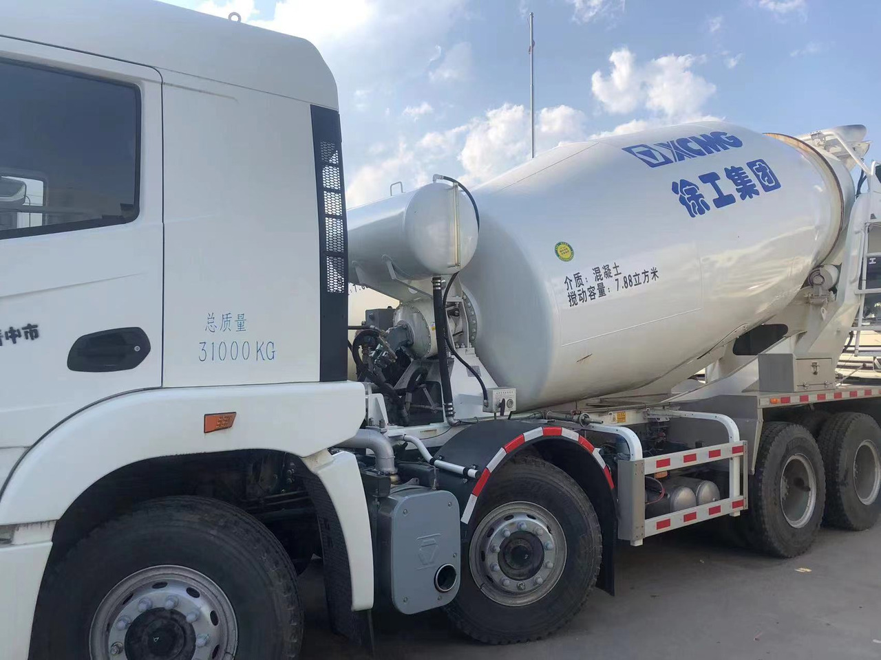 XCMG SCHWING UsedCement Mixing Machine 12m3 Diesel Sand Cement Truck G12V with Best Price - شاحنة خلاطة خرسانة: صور 4 XCMG SCHWING UsedCement Mixing Machine 12m3 Diesel Sand Cement Truck G12V with Best Price - شاحنة خلاطة خرسانة: صور 4