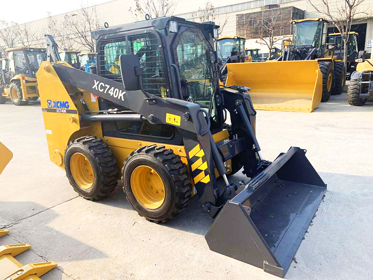 XCMG XC740K small 1ton skid steer loader with attachment price - شيول صغير: صور 3 XCMG XC740K small 1ton skid steer loader with attachment price - شيول صغير: صور 3