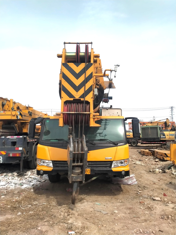 XCMG XCA180L8C 2021 Year Crane Lifting Equipment Used 180 Ton Mobile All Terrain Crane for Sale - رافعة لجميع التضاريس: صور 4 XCMG XCA180L8C 2021 Year Crane Lifting Equipment Used 180 Ton Mobile All Terrain Crane for Sale - رافعة لجميع التضاريس: صور 4
