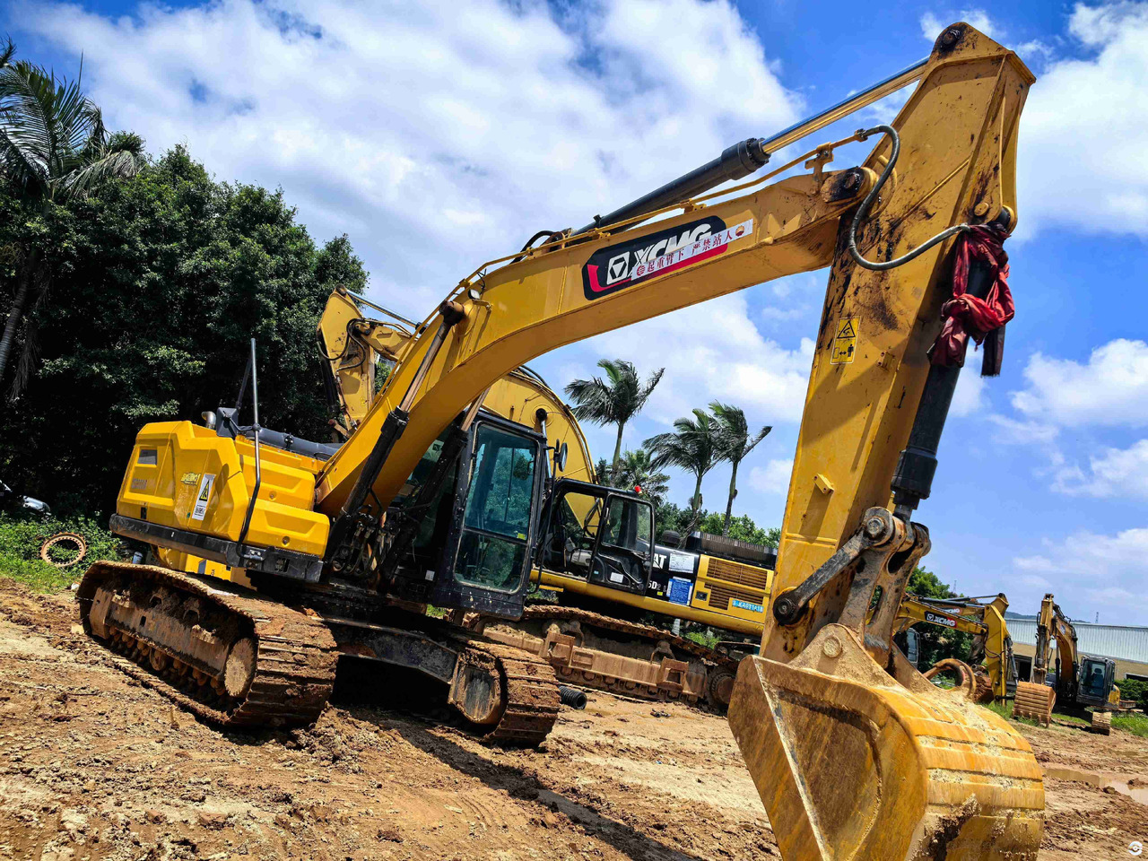 XCMG used 2024 official 20ton hydraulic crawler excavator XE200GA price - حفارات زحافة: صور 4 XCMG used 2024 official 20ton hydraulic crawler excavator XE200GA price - حفارات زحافة: صور 4