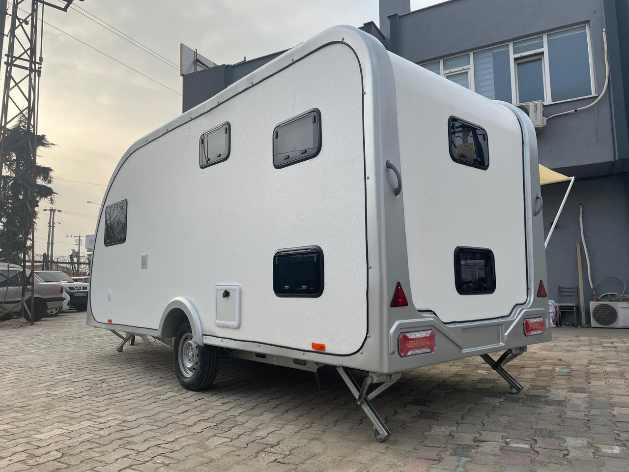 KAMPKON KARAVAN 514 C - منزل متنقل: صور 4 KAMPKON KARAVAN 514 C - منزل متنقل: صور 4