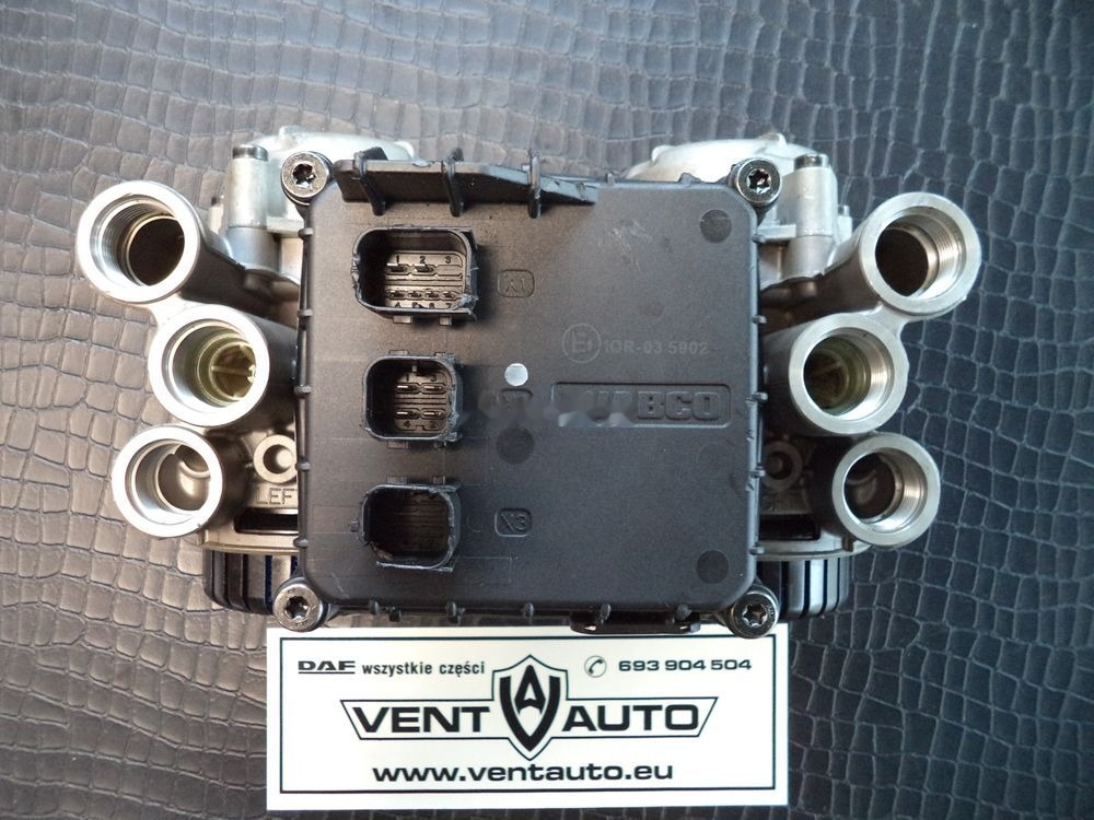 DAF 480 106 105 DAF XF 106 truck - صمام الفرامل - شاحنة: صور 4 DAF 480 106 105 DAF XF 106 truck - صمام الفرامل - شاحنة: صور 4