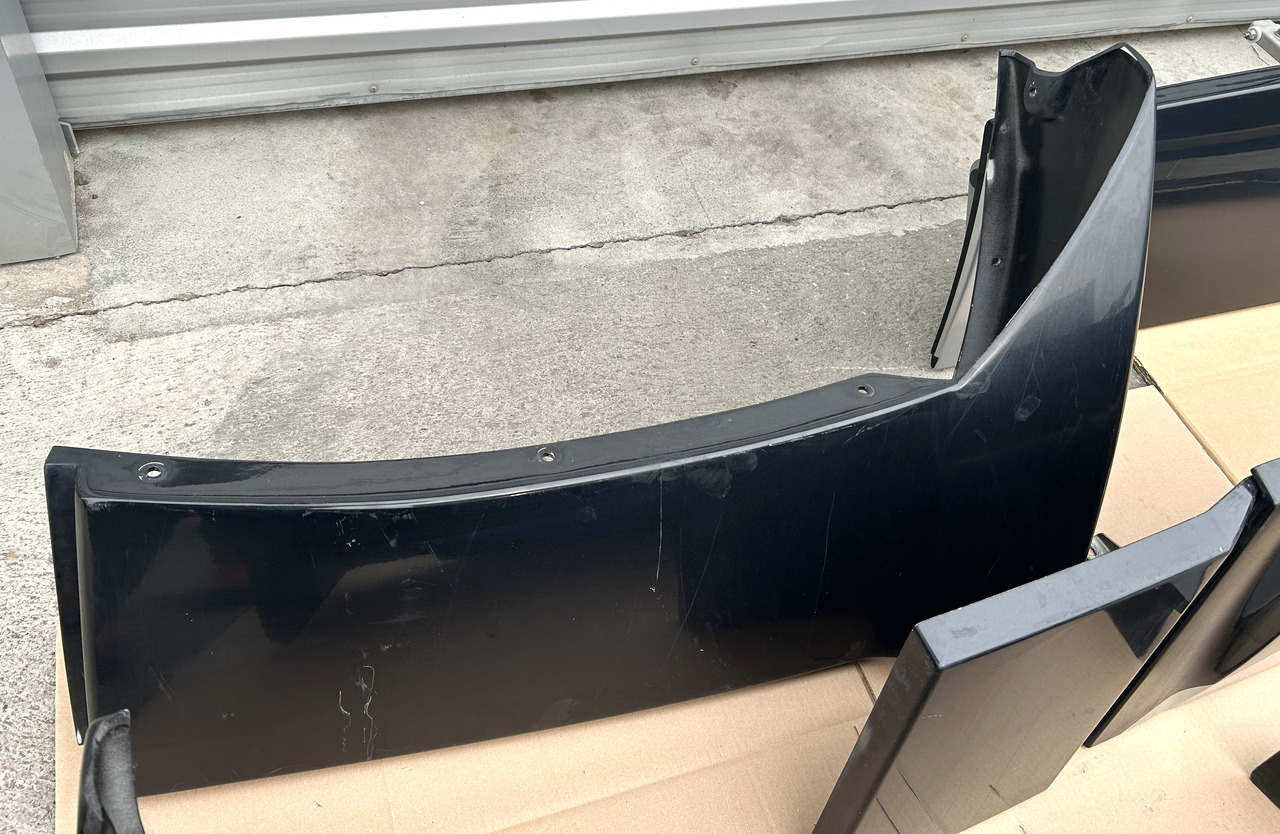 DAF A SET OF DAF XF 106 SPOILER - قطع غيار عامة: صور 4 DAF A SET OF DAF XF 106 SPOILER - قطع غيار عامة: صور 4