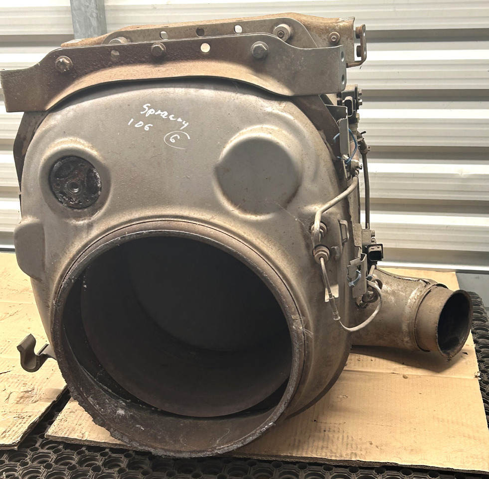 DAF DPF CATALYTIC CONVERTER DAF XF 106 - محول حفزي: صور 1 DAF DPF CATALYTIC CONVERTER DAF XF 106 - محول حفزي: صور 1