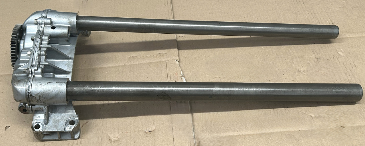 DAF OIL PUMP WITH PIPES DAF XF 106 480 - ضخ النفط: صور 1 DAF OIL PUMP WITH PIPES DAF XF 106 480 - ضخ النفط: صور 1