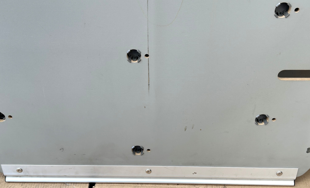 DAF UNTERES BETT BETT DAF XF 106 LIFT SUPER SPACE CAB - قطع غيار عامة: صور 5 DAF UNTERES BETT BETT DAF XF 106 LIFT SUPER SPACE CAB - قطع غيار عامة: صور 5